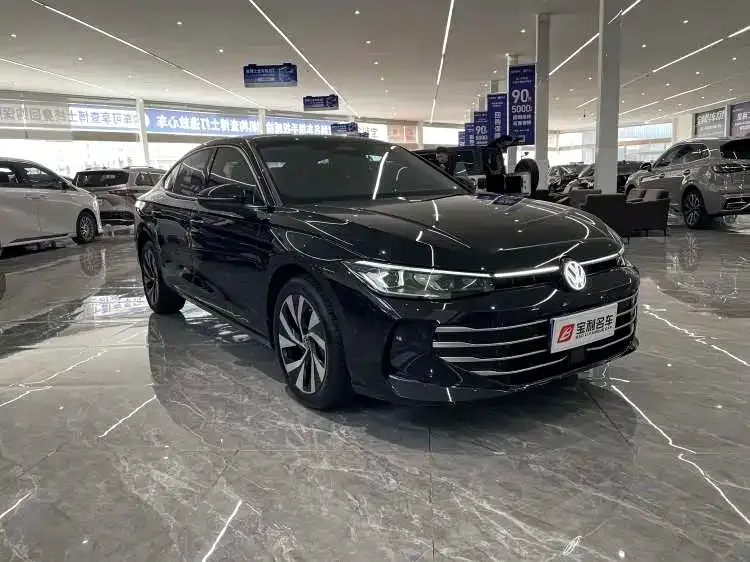 Volkswagen Passat — фото 7