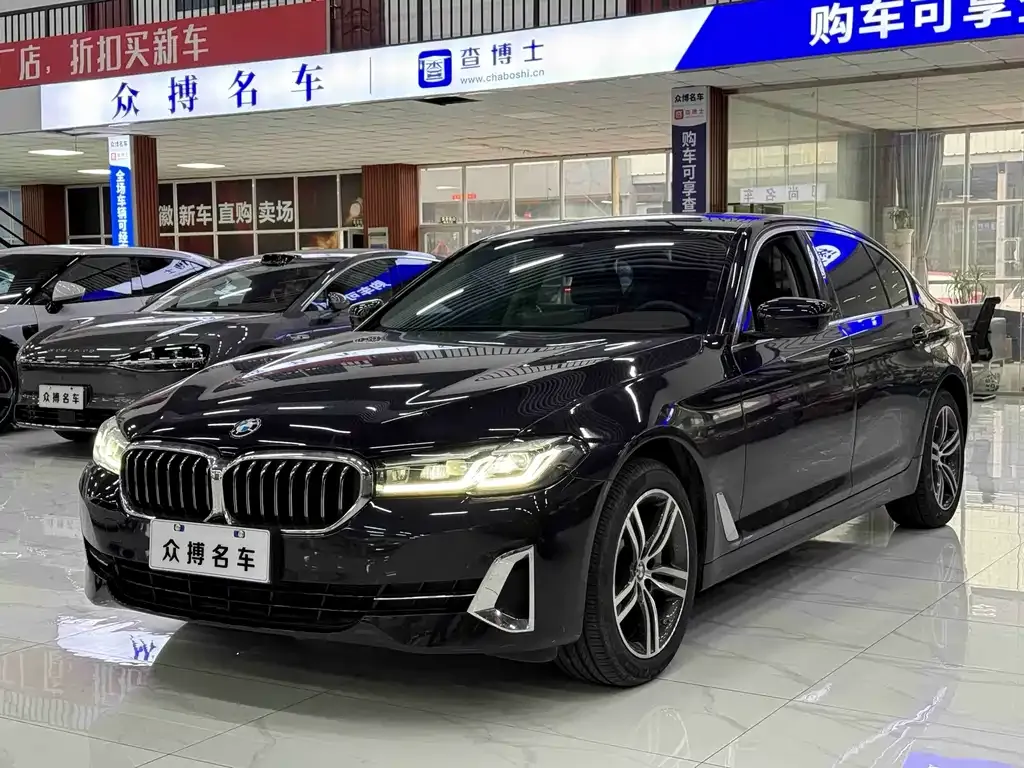 BMW 5 Series — фото 1