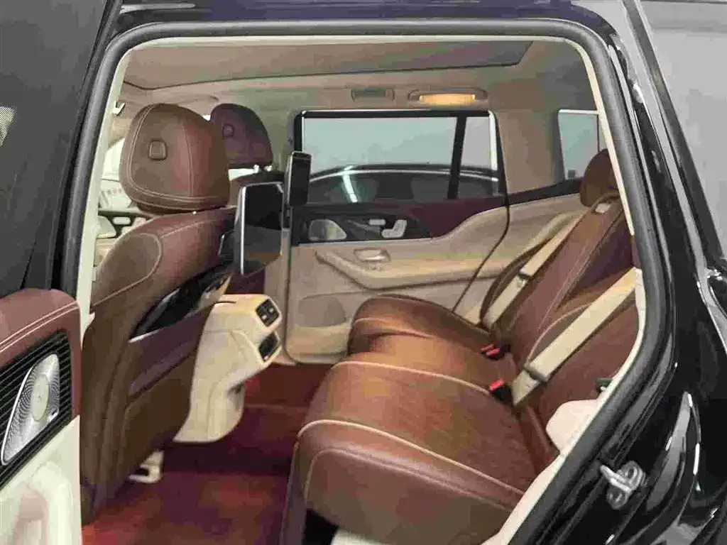 Mercedes-Benz GLS — фото 3