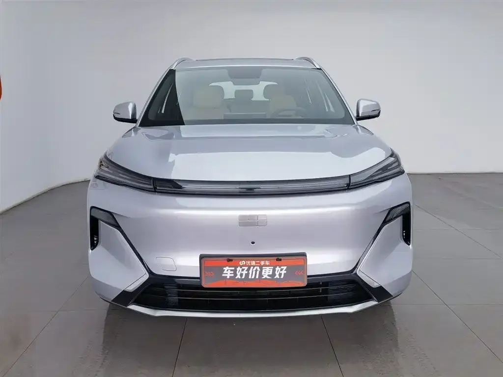 Geely 银河星舰7 — фото 4