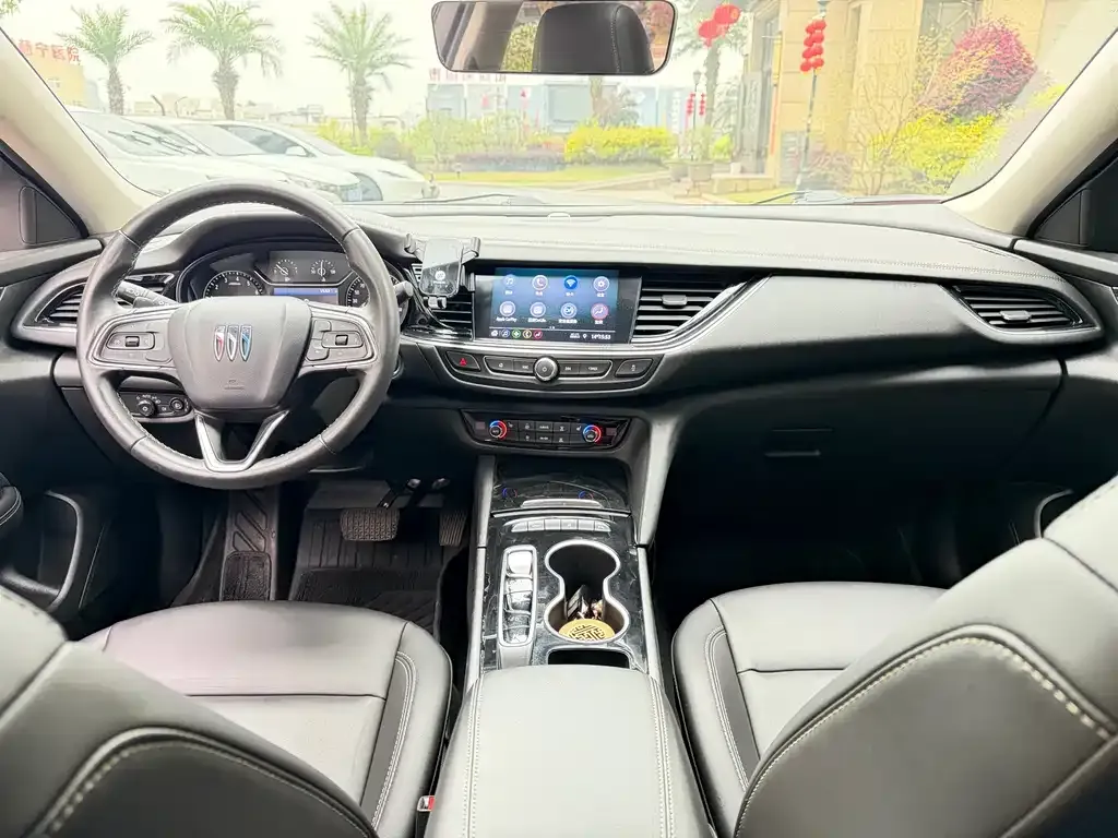 Buick Regal — фото 2