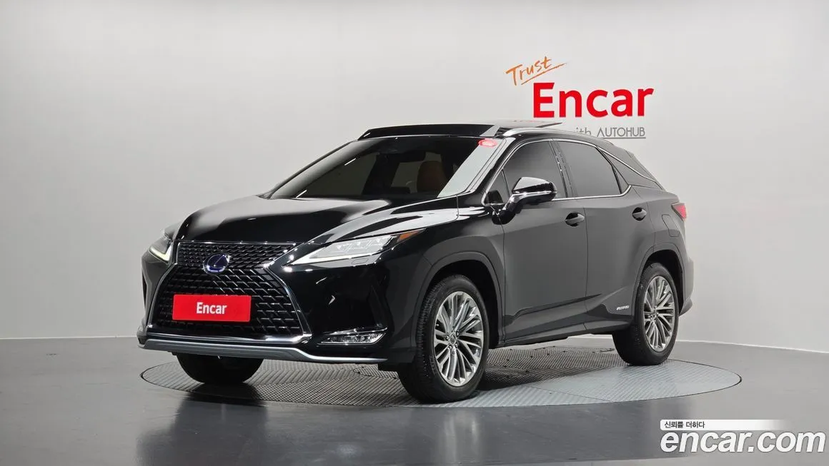 Lexus RX — фото 1
