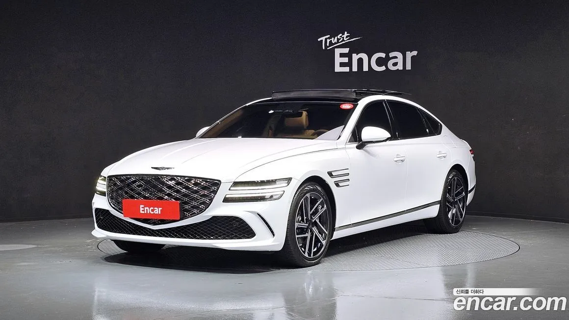 Genesis G80 — фото 1
