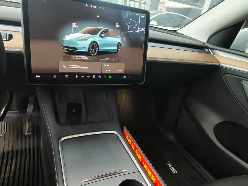 Tesla Model Y — фото 3