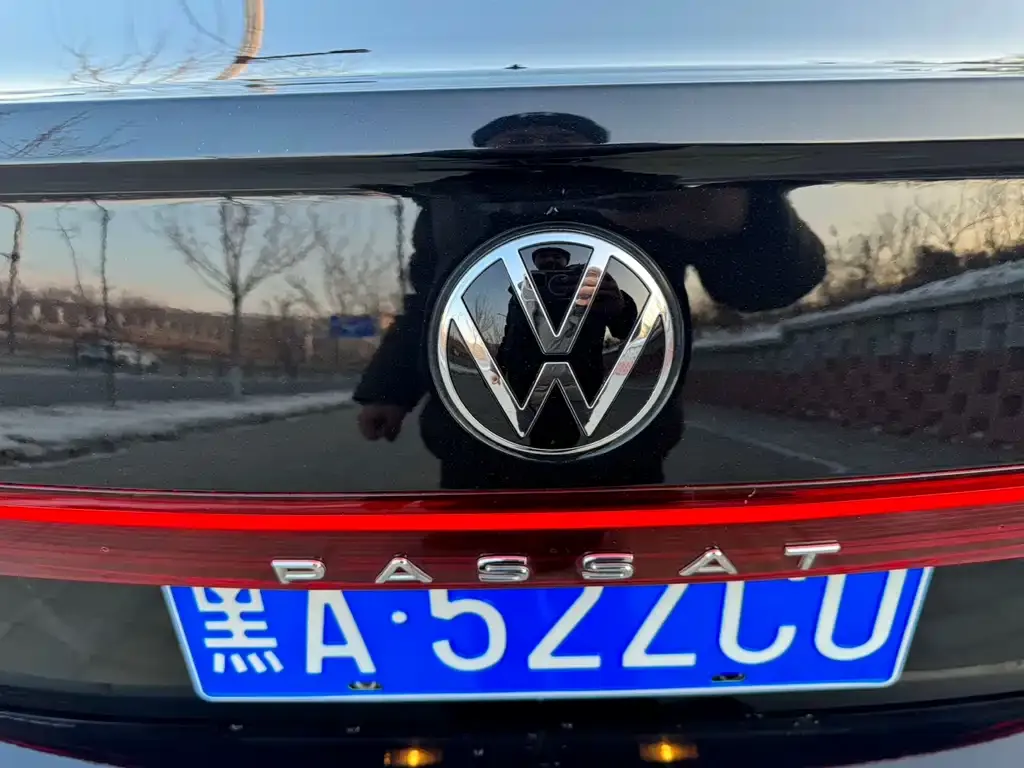 Volkswagen Passat — фото 2