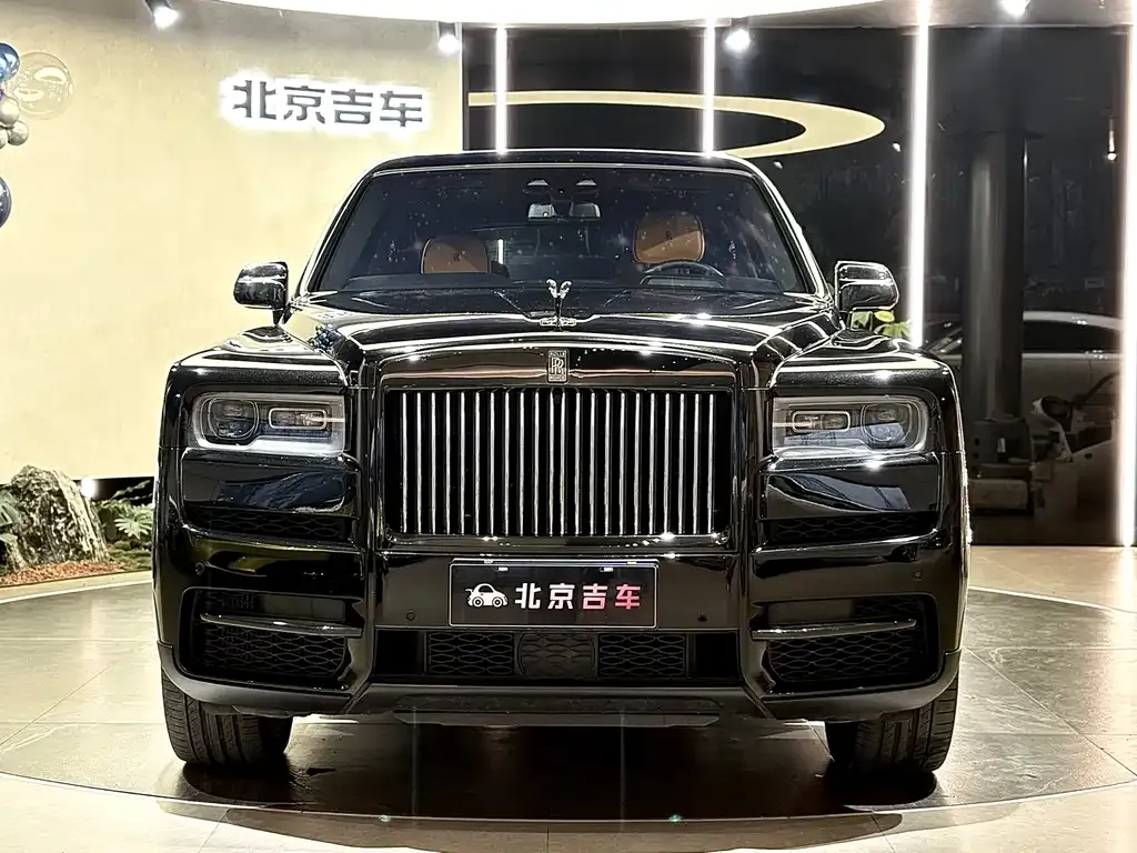 Rolls-Royce Cullinan — фото 8