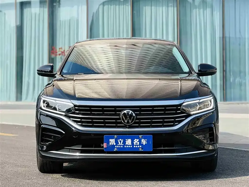 Volkswagen Passat — фото 6