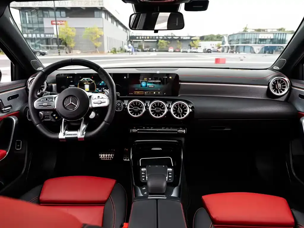 Mercedes-Benz A-Class AMG — фото 5
