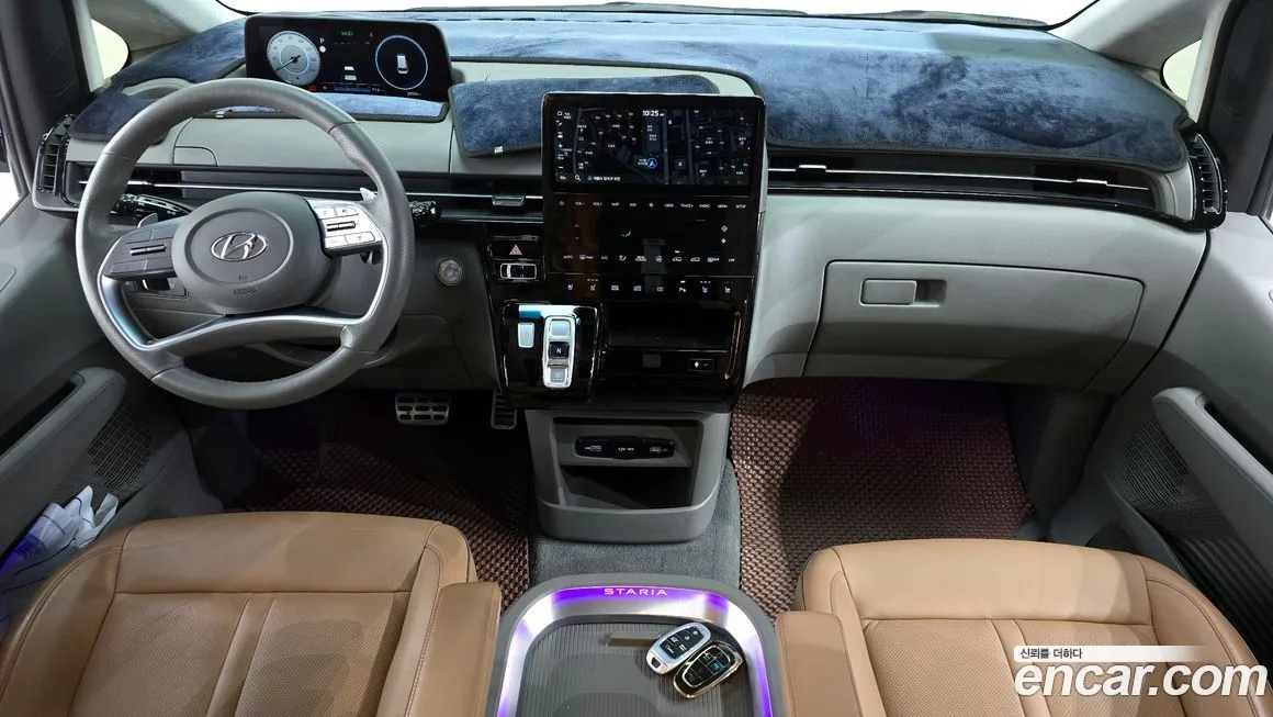 Hyundai Staria — фото 2