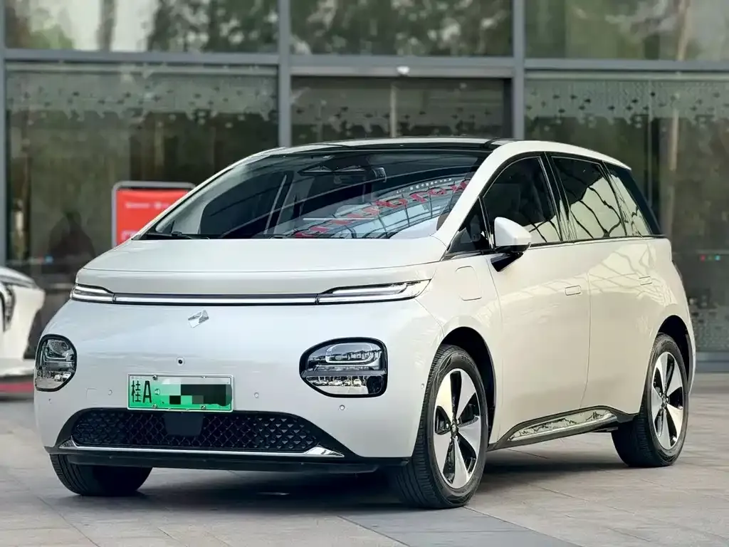 Baojun Yunduo — фото 1