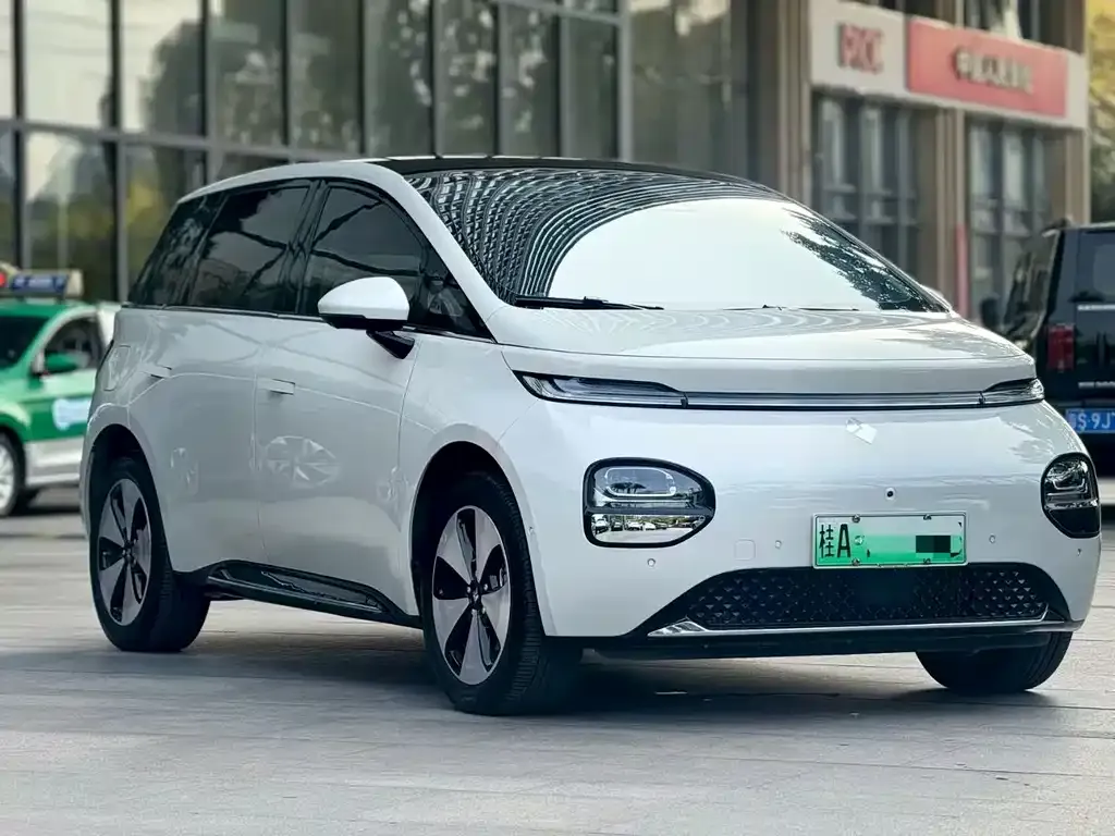 Baojun Yunduo — фото 3