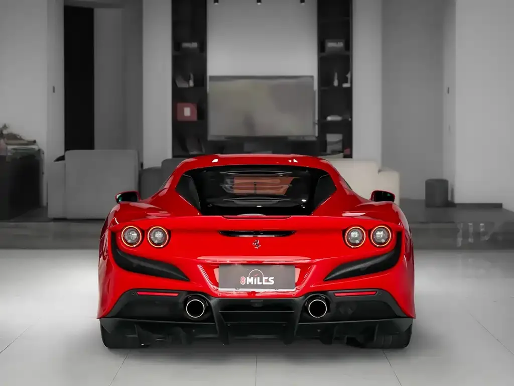 Ferrari F8 — фото 6