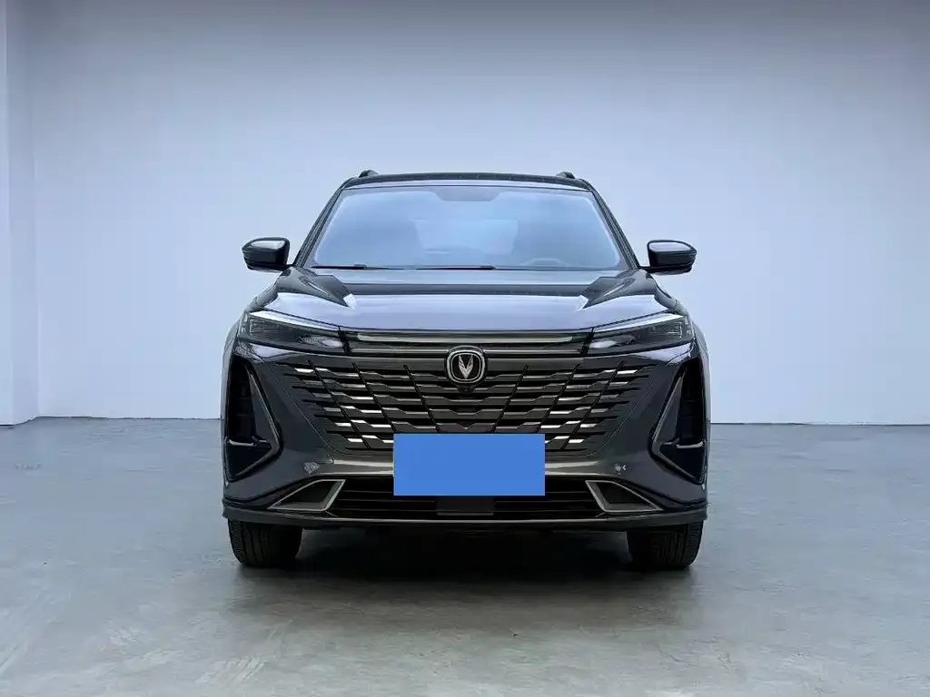 Changan CS75PLUS — фото 3