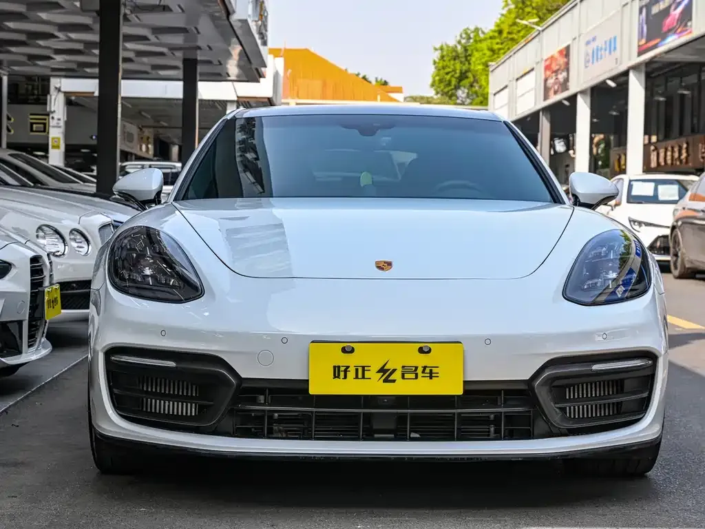 Porsche Panamera — фото 2