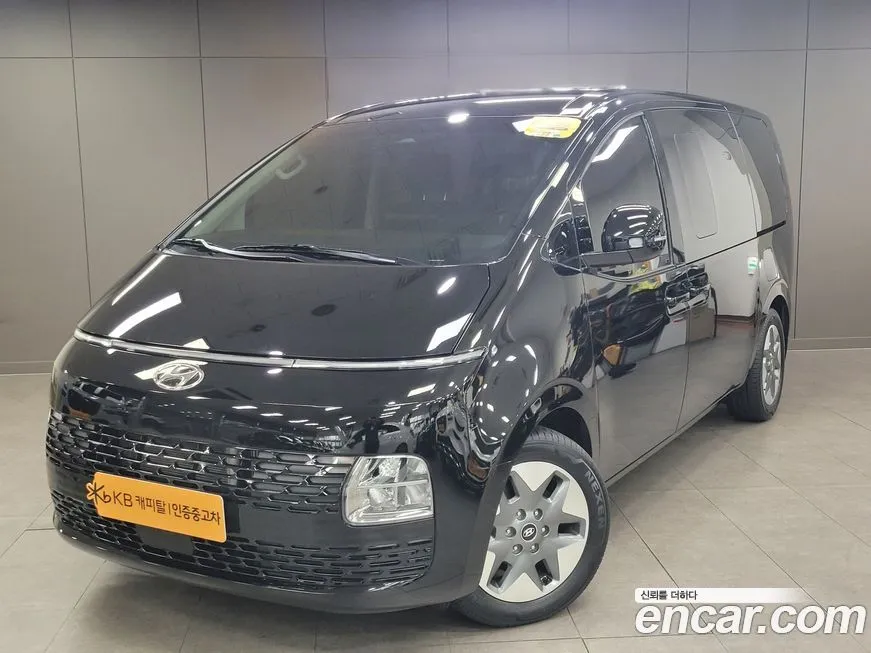 Hyundai Staria — фото 1