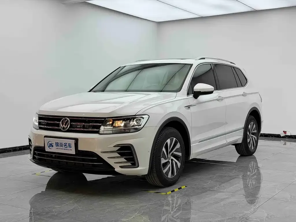 Volkswagen Tiguan L New Energy — фото 4