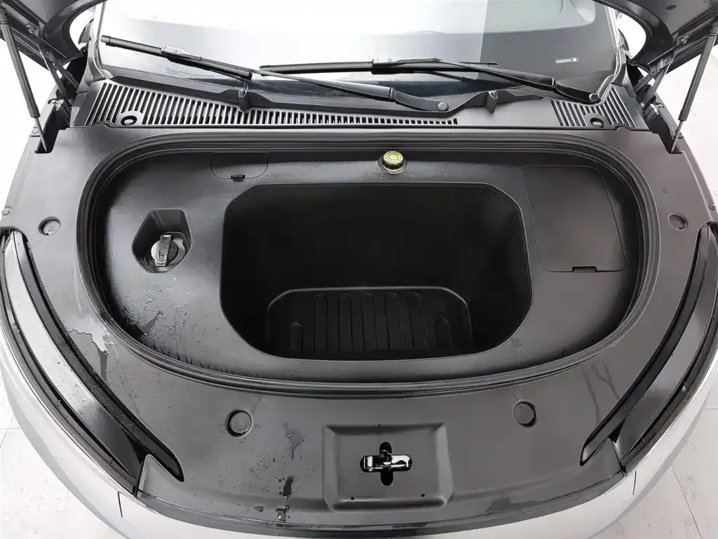BYD Qin L — фото 10