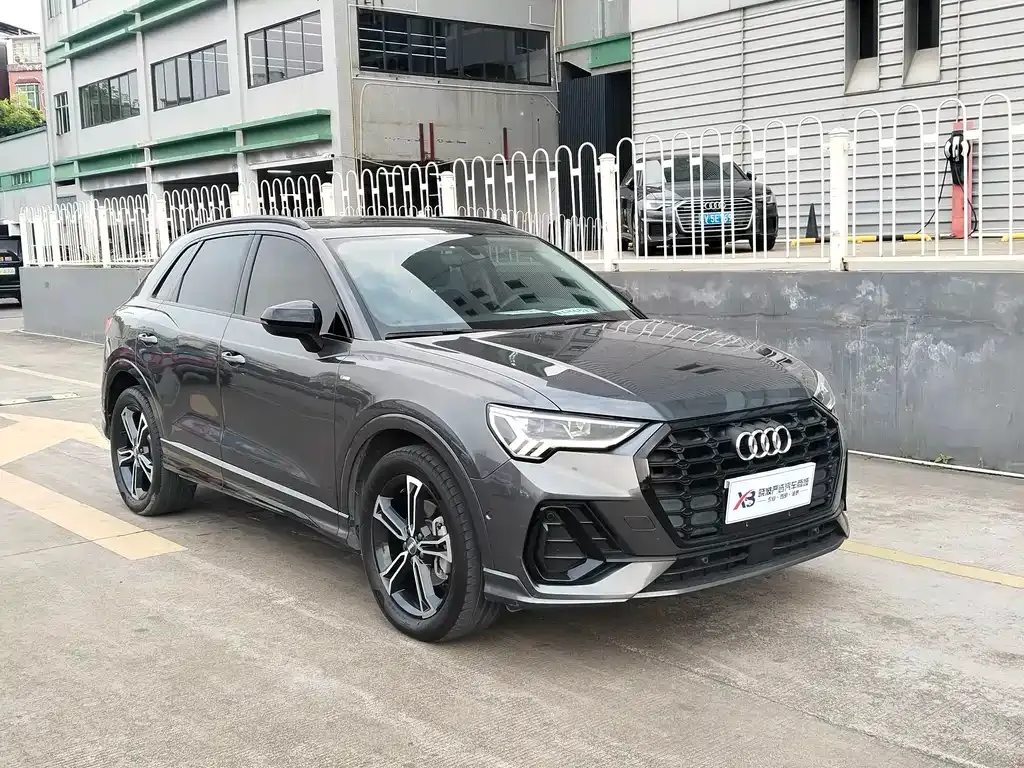 Audi Q3 — фото 9