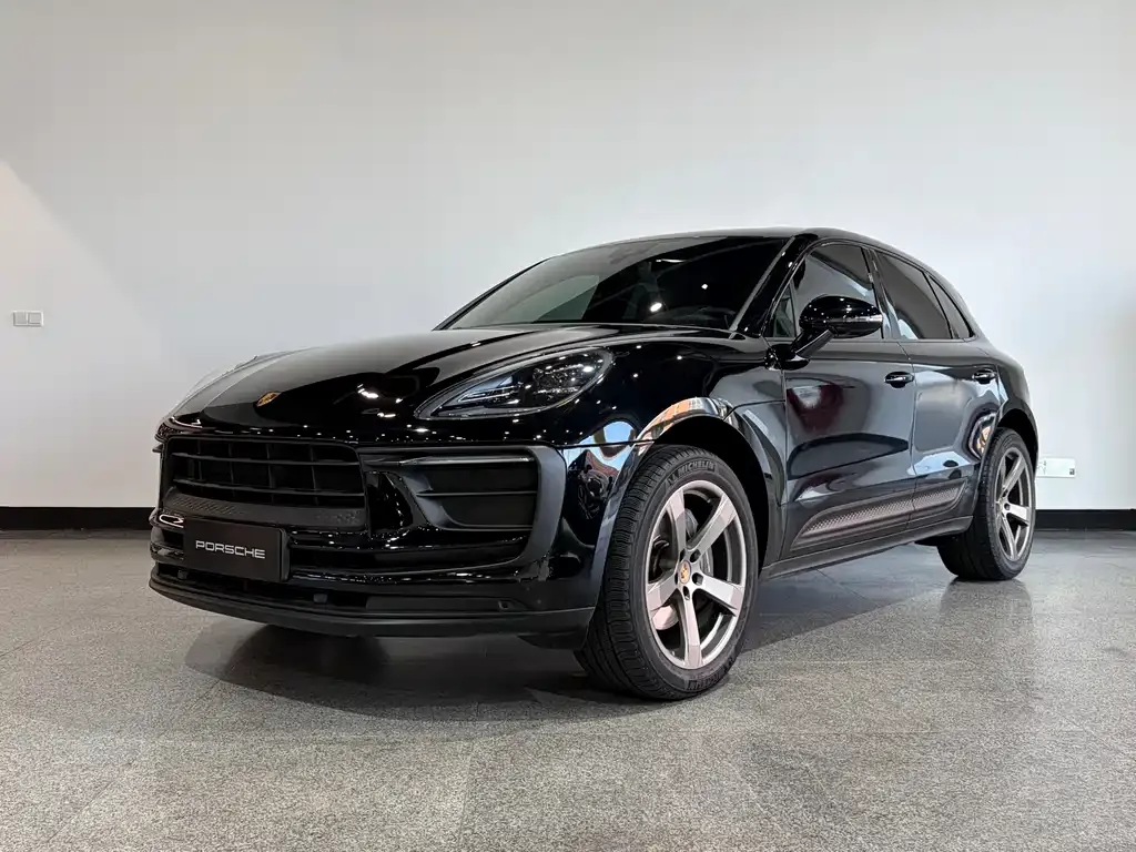 Porsche Macan — фото 1