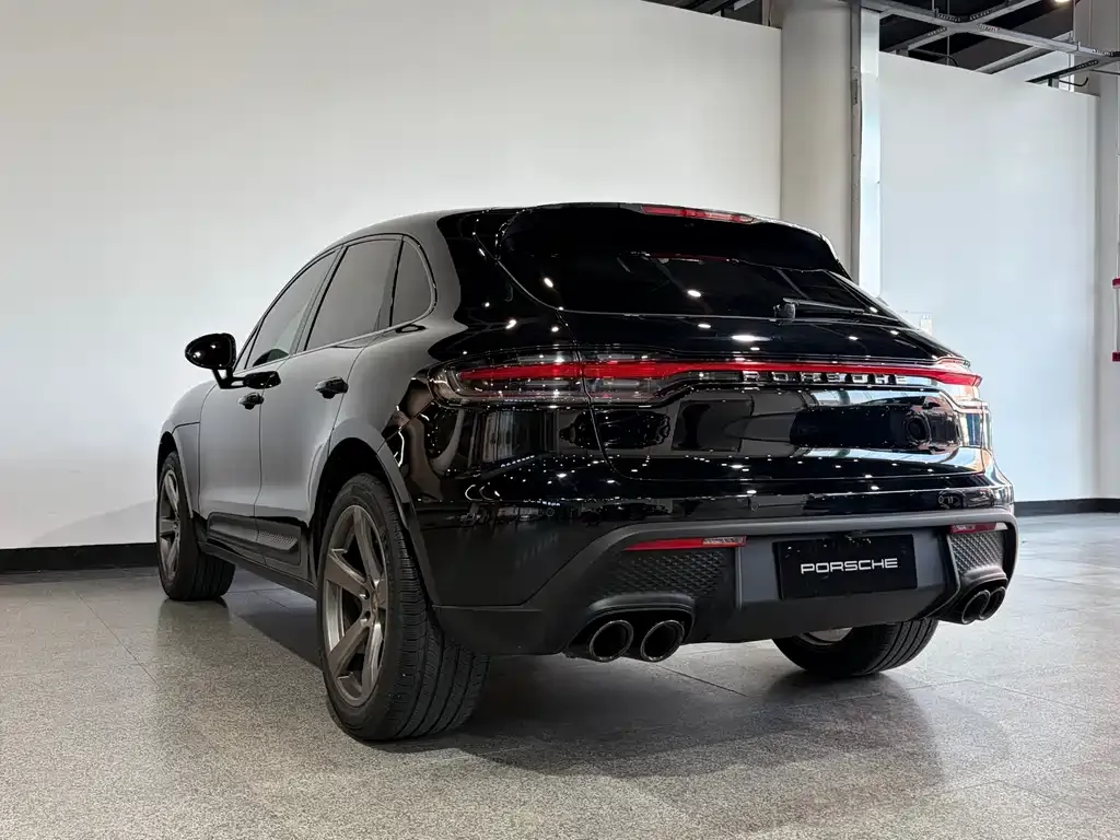 Porsche Macan — фото 10