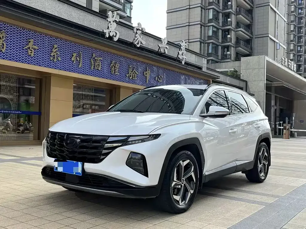 Hyundai Tucson — фото 1