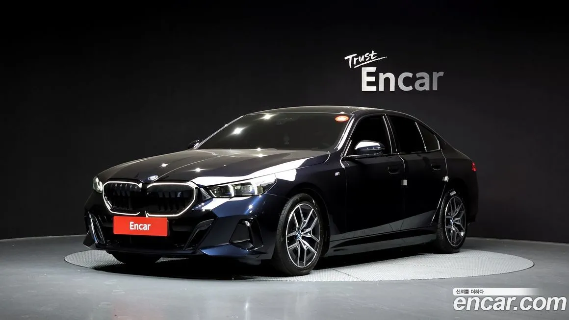 BMW i5 — фото 1