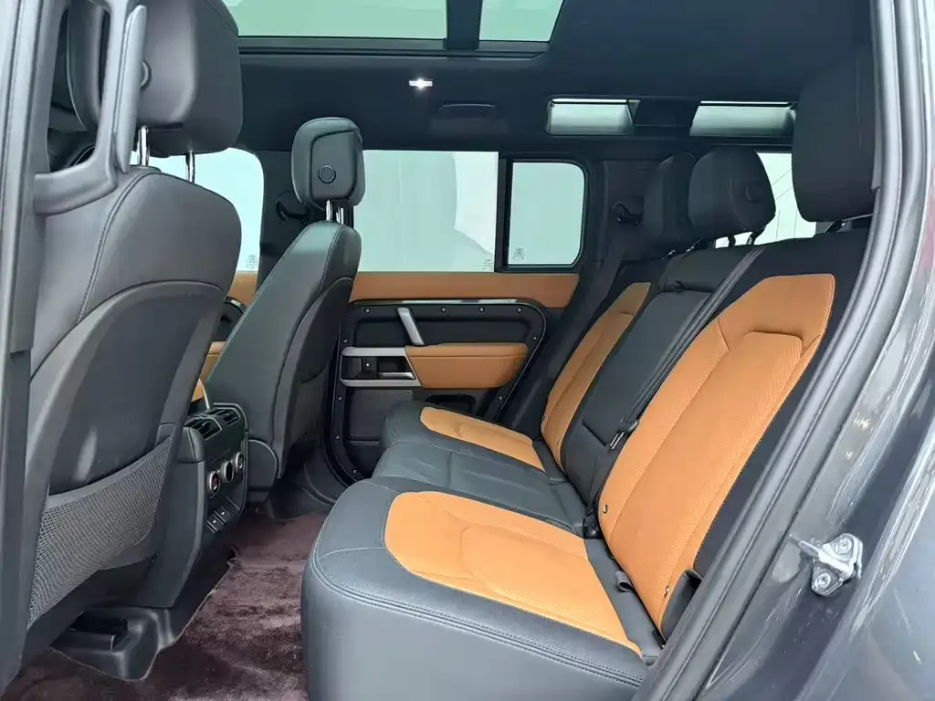 Land Rover Defender — фото 4