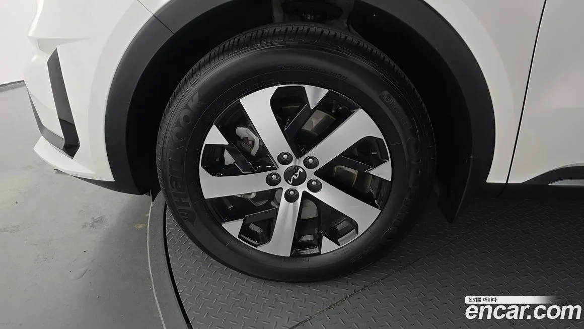 Kia Sorento — фото 7
