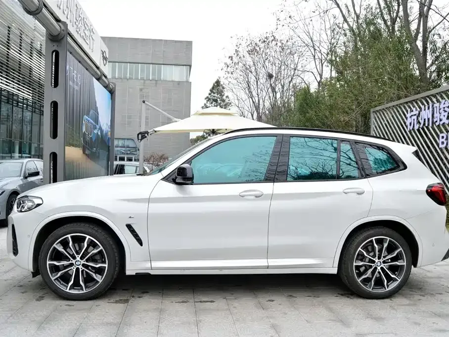 BMW X3 — фото 8