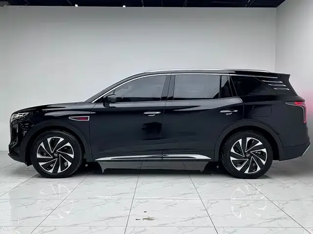 Hongqi HS7 PHEV — фото 2
