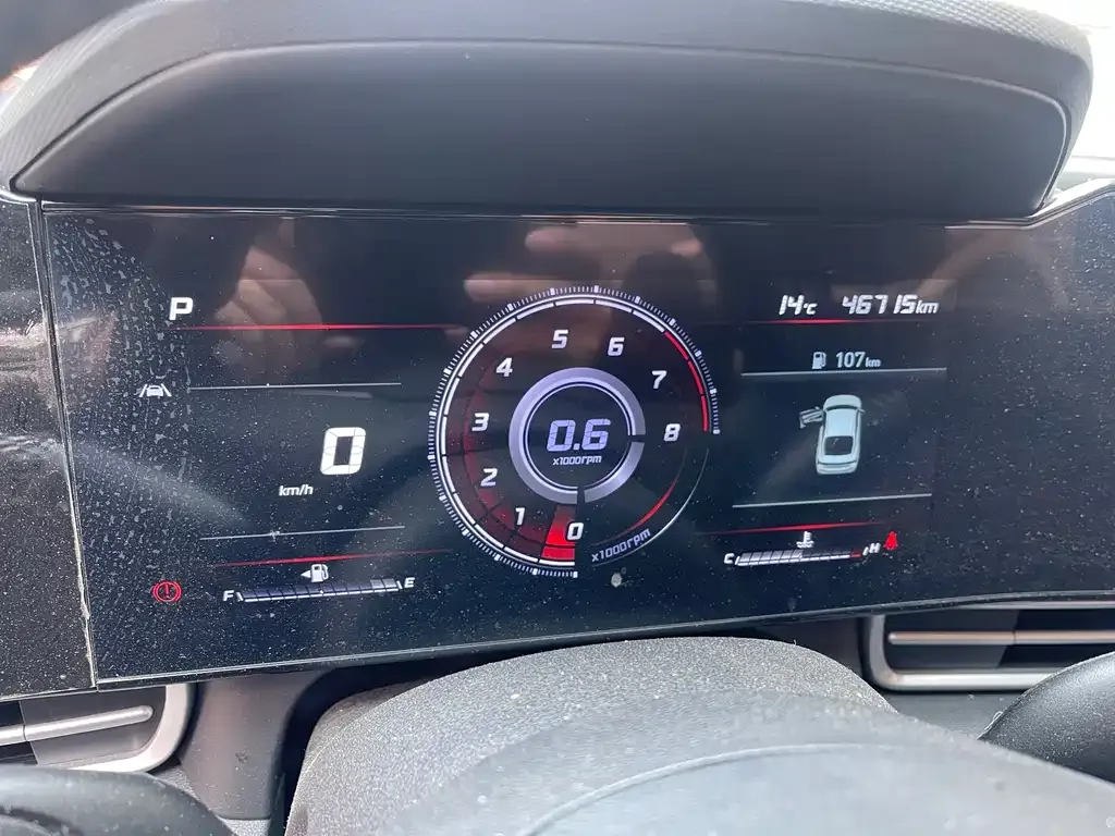Hyundai Elantra — фото 10