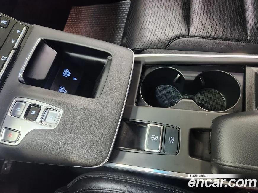 Hyundai Grandeur — фото 10