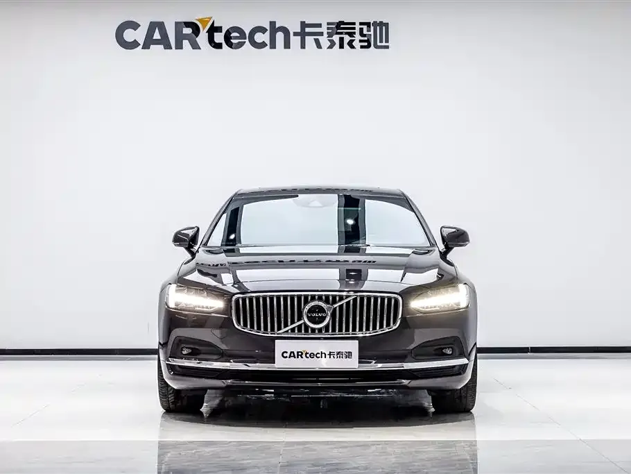Volvo S90 — фото 1