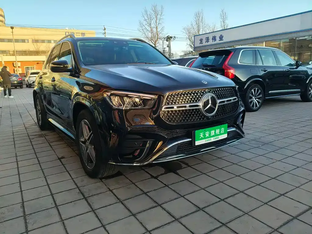 Mercedes-Benz GLE — фото 10