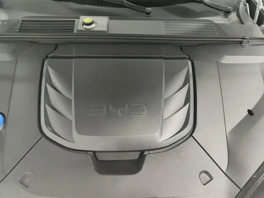 BYD Seal — фото 2