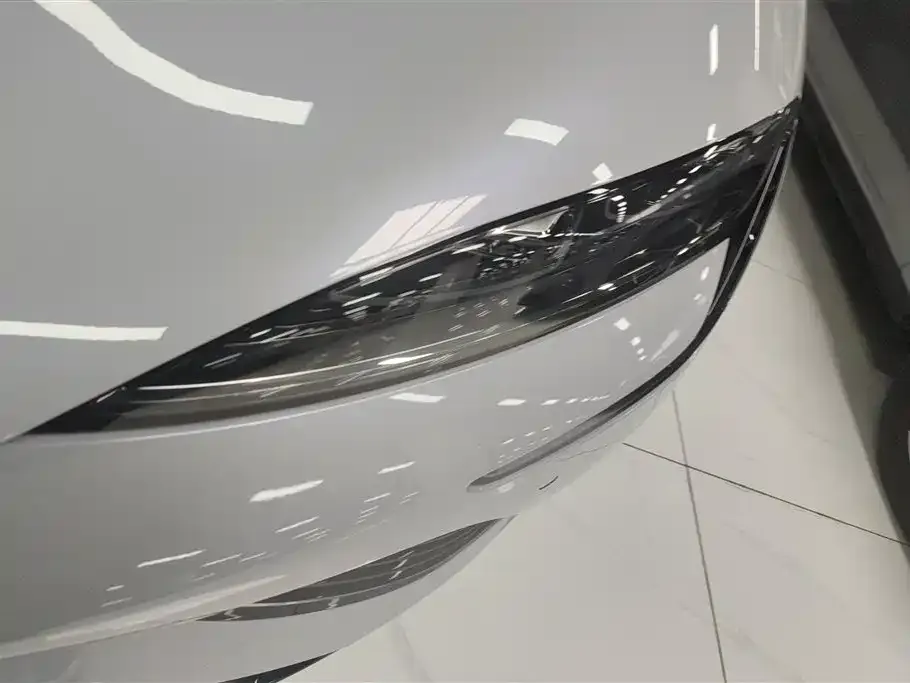 BYD Seal — фото 9