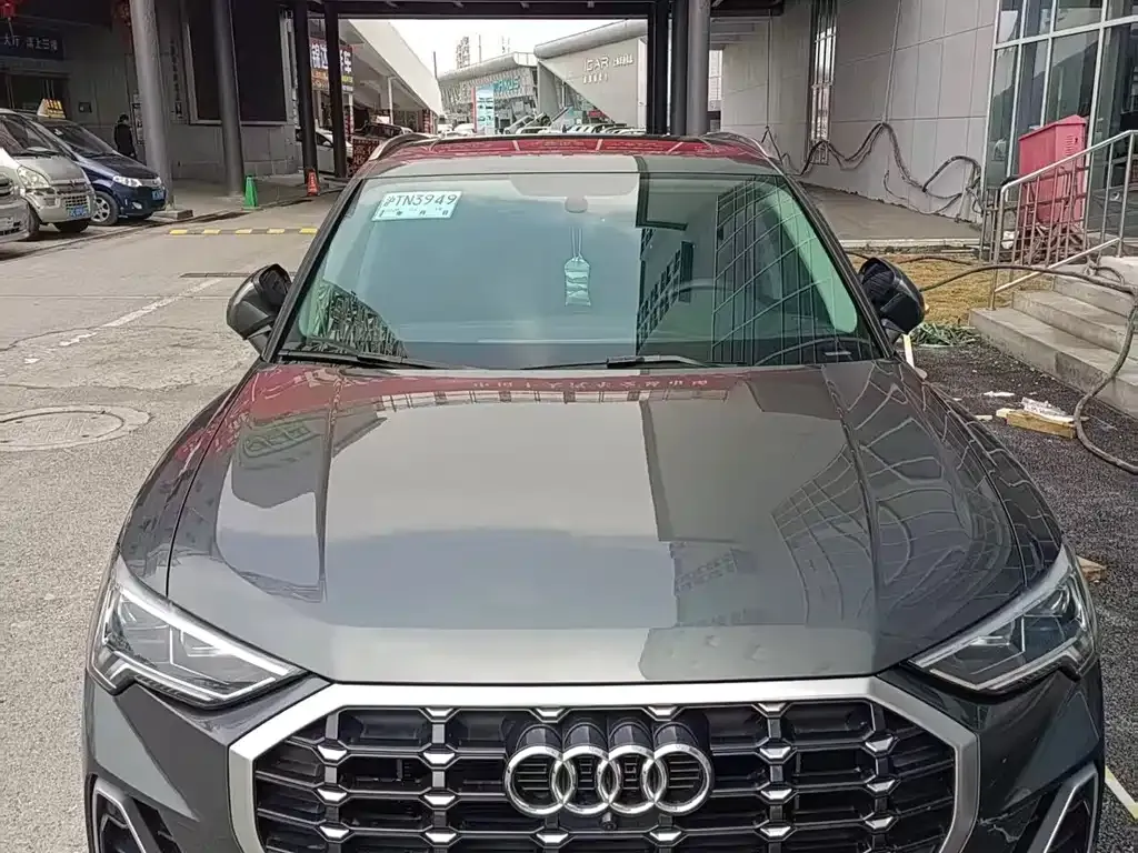 Audi Q3 — фото 2