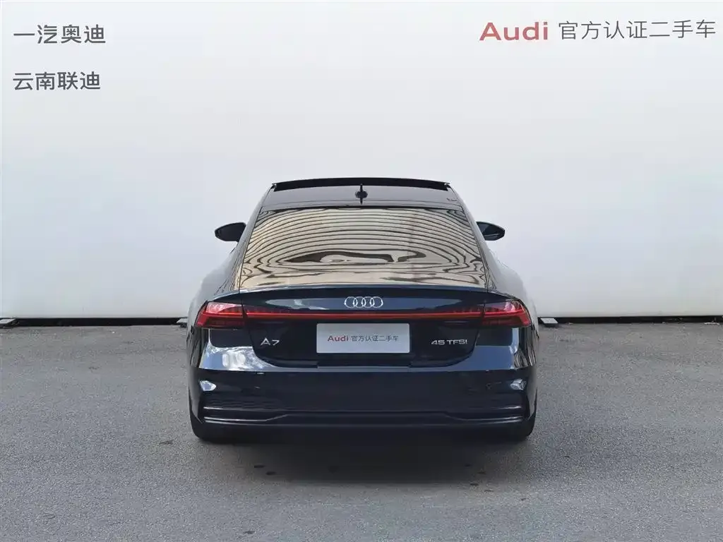 Audi A7 — фото 7