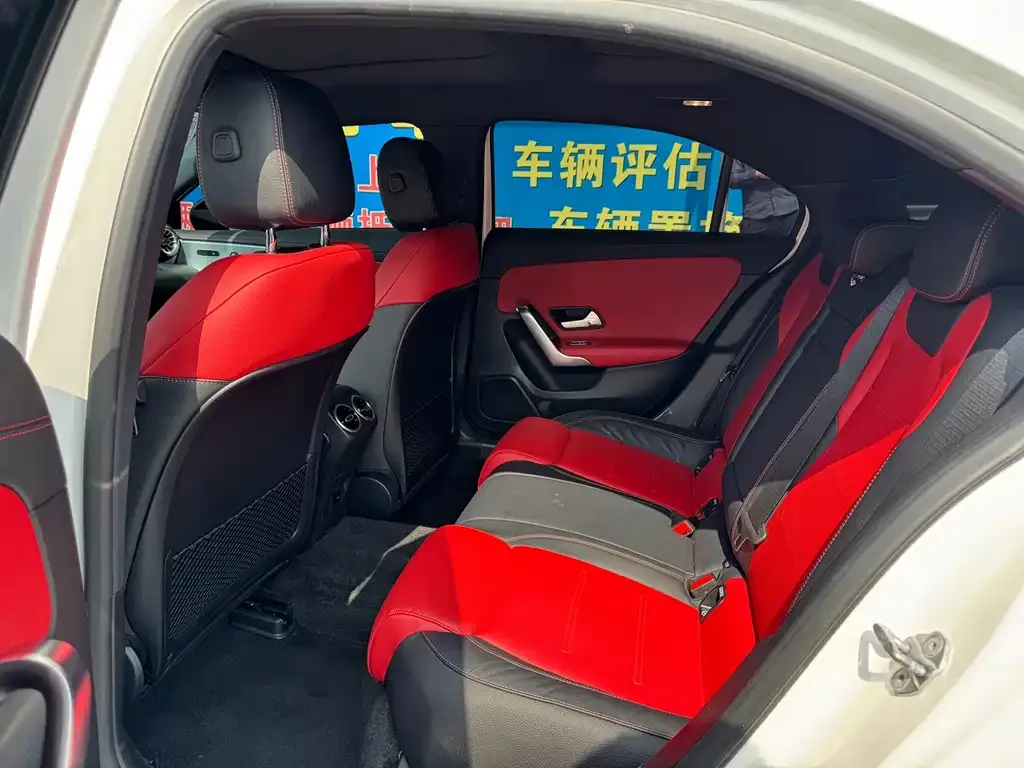 Mercedes-Benz A-Class AMG — фото 10