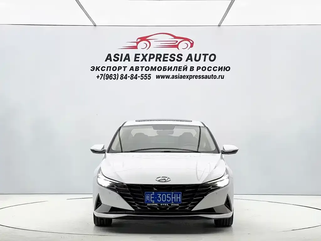 Hyundai Elantra — фото 2