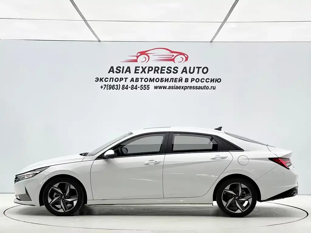 Hyundai Elantra — фото 7