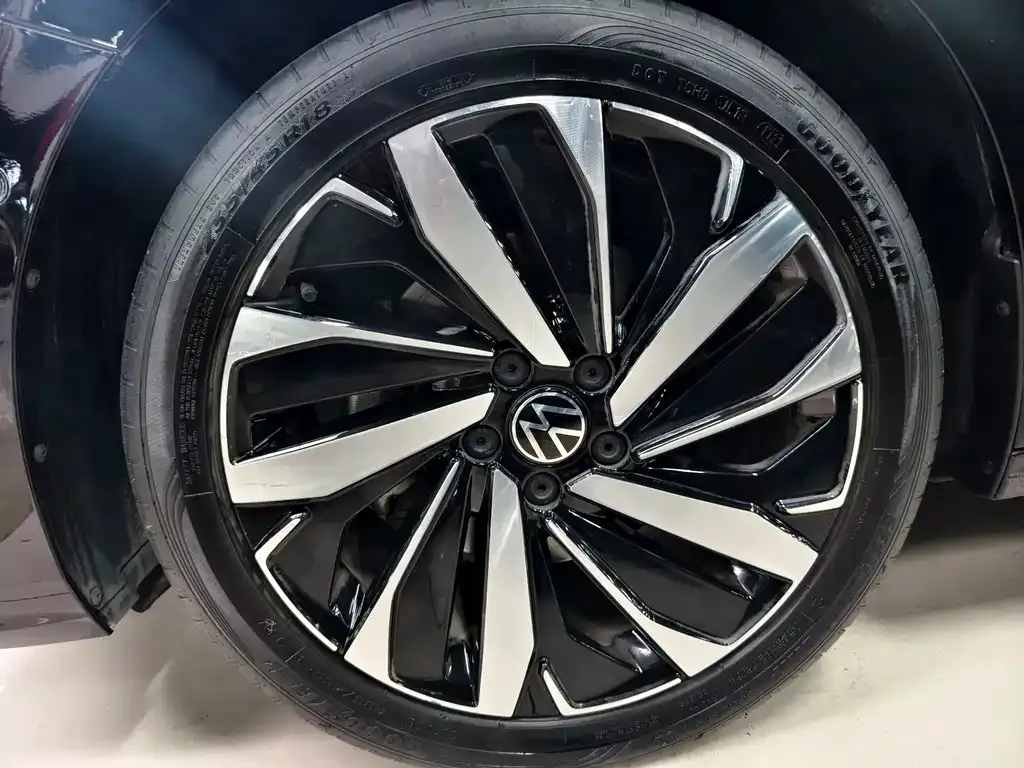 Volkswagen Passat — фото 2
