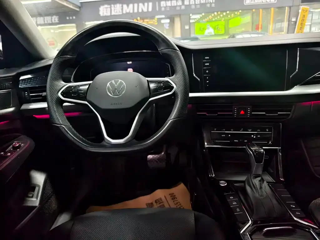 Volkswagen Passat — фото 5