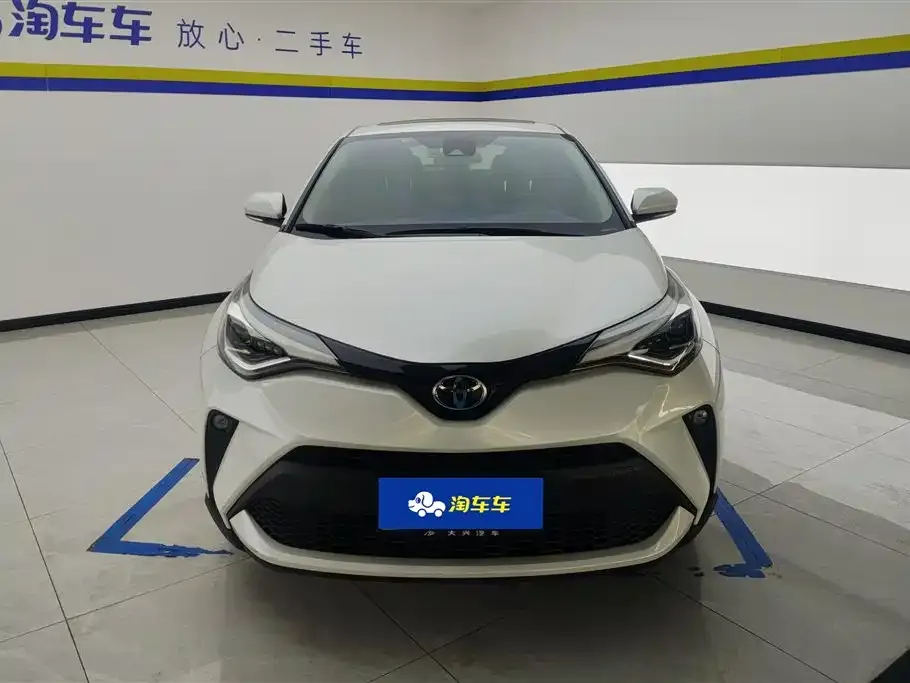 Toyota C-HR — фото 4