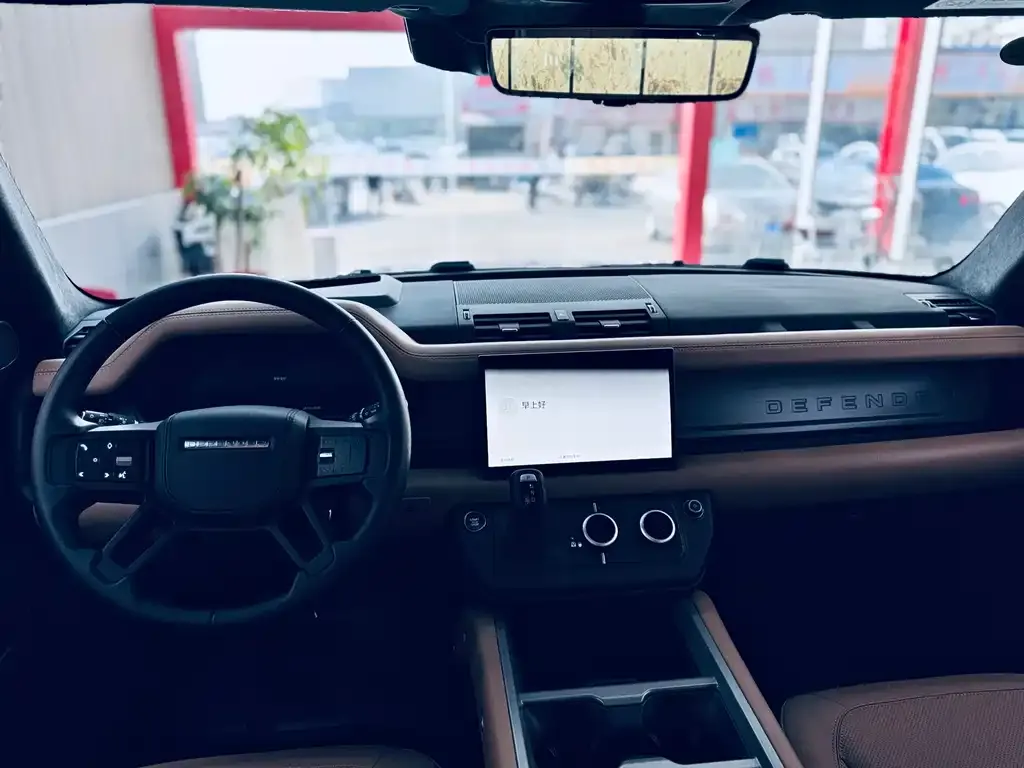 Land Rover Defender — фото 4