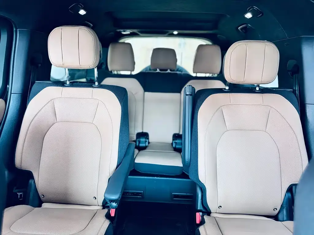 Land Rover Defender — фото 5