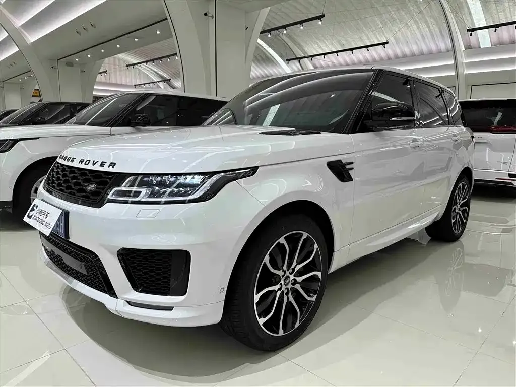 Land Rover Sport — фото 1