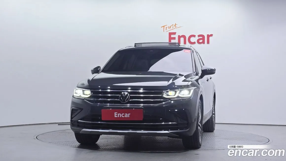 Volkswagen Tiguan — фото 4