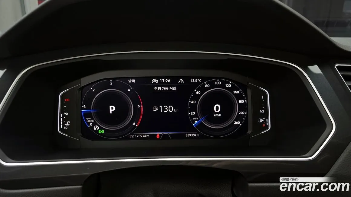 Volkswagen Tiguan — фото 9