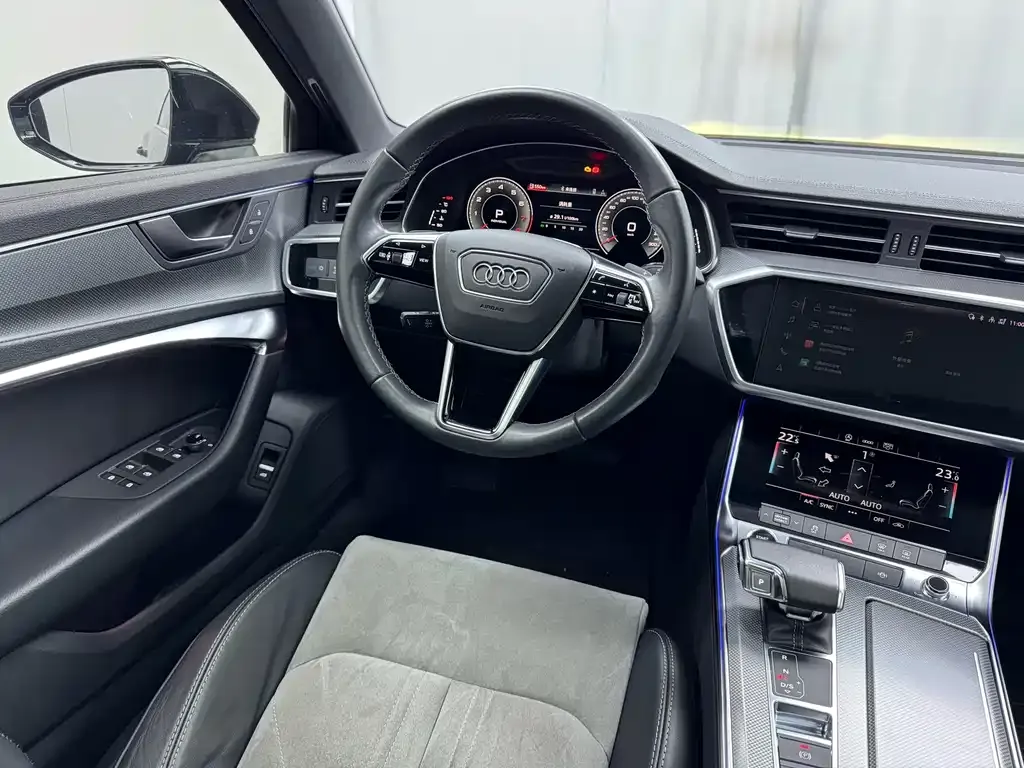Audi A6L — фото 9